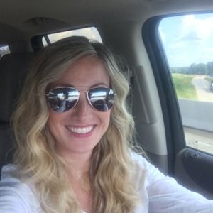 Meet your Posher, April